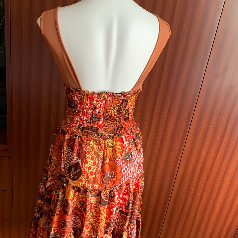 COPY - New 2 pc Dress . Bright Color. 100% Viscose.CANADA